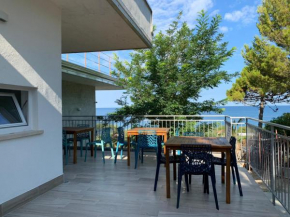VILLA MARIS
